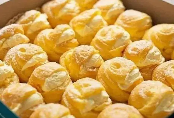 PASTRI - CREAM PUFF